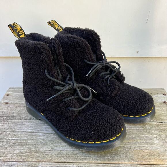 Dr Martens Pascal Borg Black Faux Shearling LaceUp Chunky Combat Boots 1460 US 7 - Picture 2 of 7